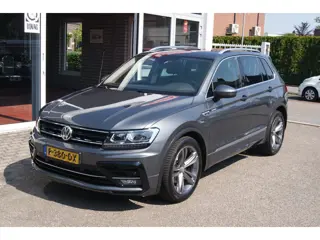 Volkswagen Tiguan 1.4 TSI ACT Comfortline Business R Navi,Cruise,Trekhaak,Pdc,Pano,RIJKLAARPRIJ!!
