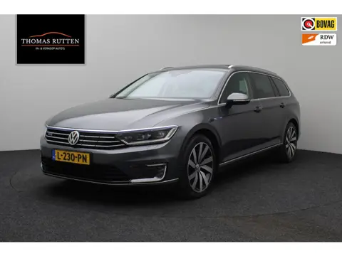 Volkswagen Passat Variant 1.4 TSI GTE Highline 2016 Panoramadak | Trekhaak | Bluetooth | Stoelverwar