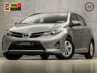 Toyota Auris 1.8 Hybrid Dynamic Automaat (NAVIGATIE, CAMERA, CLIMATE, SPORTSTOELEN, KEYLESS, LM VELG