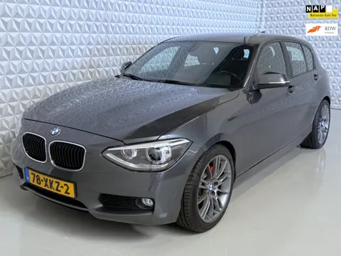 BMW 1-serie 118i Business+ met veel opties! AUTOMAAT (2012)