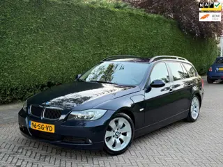 BMW 3-serie Touring 320i AIRCO KOUD/RIJDT SUPER/NETTE AUTO!!