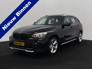 BMW X1 sDrive20i Aut. | Xenon | Panodak | Navi | Leder | AGR | Clima | Trekhaak |  07-2012 149.773 K
