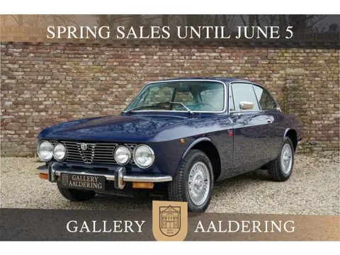 Alfa Romeo GTV 2000 Bertone PRICE REDUCTION "Blu Ollandese over Naturale" Finished in its original c
