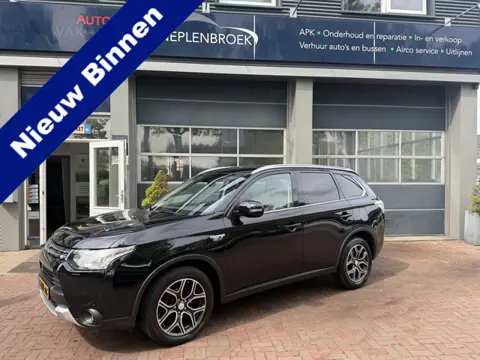 Mitsubishi Outlander 2.0 PHEV Executive Edition X-Line Leer,trekhaak,Navi,18inch Hoge Zit