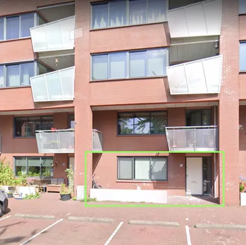 Woning aan de Celebesstraat te Amsterdam