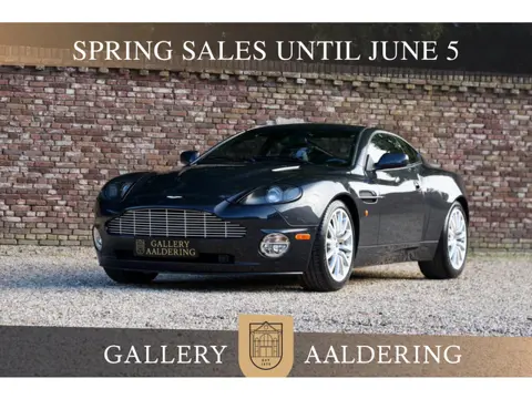 Aston Martin Vanquish 5.9 V12 PRICE REDUCTION "11.800 Miles" Presented in "Snow Shadow Grey" with th