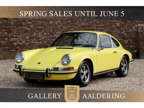 Porsche 911 S Coupe PRICE REDUCTION "Matching Numbers" Fantastic color combination - Light Yellow wi