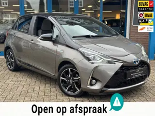 Toyota Yaris 1.5 Hybrid Bi-Tone Plus 2018 AUT NAVI CLIMA NAP