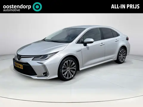 Toyota Corolla Sedan 1.8 Hybrid Dynamic | Parkeersensoren | Carplay | Stoelverwarming | 17 inch LM-v