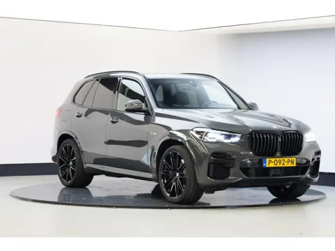 BMW X5 xDrive45e High Executive | M-Sport | Trekhaak | SOH 91,6% |