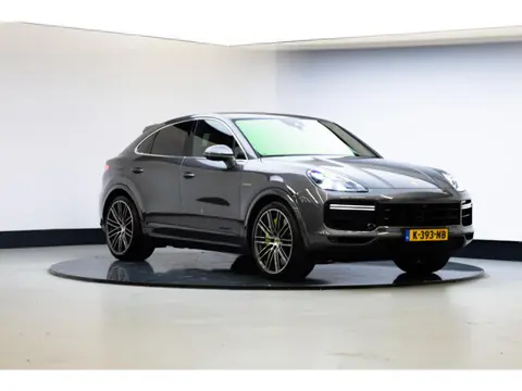 Porsche Cayenne Coupé 4.0 Turbo S E-Hybrid | Matrix | Bose | Pano | Head Up | Trekhaak | 18 Weg | NL