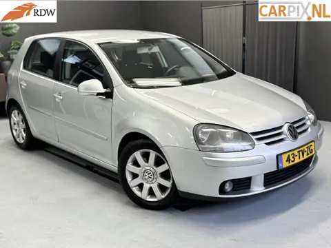 Volkswagen Golf 1.6 FSI Comfortline 2004 (bj 2004)