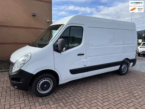 Renault MASTER T33 2.3 dCi L2H2 /LEER/NW BANDEN/NW ONDERHOUD