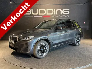 BMW iX3 High Exe 80 kWh | M-sport | Camera | Pano
