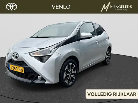 Toyota Aygo 1.0 VVT-i x-joy RIJKLAAR | Automaat | Carplay/AndroidAuto | All Season | Climate Control