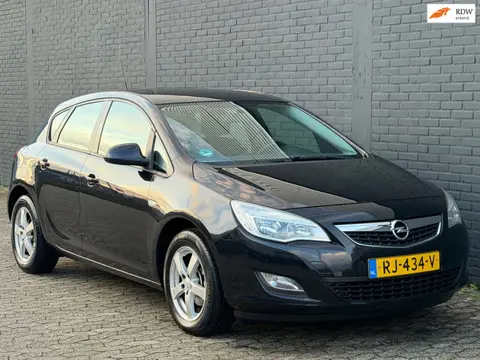 Opel Astra 1.4 Cosmo AIRCO CRUISE TREKHAAK APK