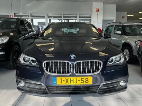 BMW 5-serie Touring 520i Last Minute Edition/NAP/Navi/Leder/Trekhaak/Stoelverwarming