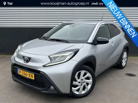 Toyota Aygo X 1.0 VVT-i MT first Nieuw geleverd en dealeronderhouden, 1 eign. Apple Carplay en/of An