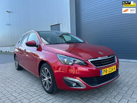 Peugeot 308 SW 1.2i PureTech Allure PANO PDC NAVI