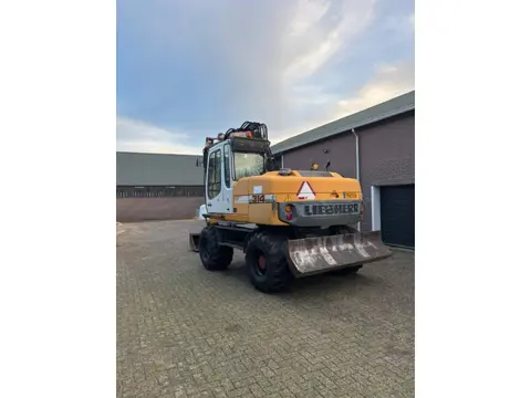 Liebherr 314 mobiele kraan graafmachine (bj 2007)