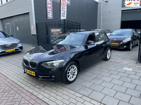 BMW 1-serie 116d Business Airco Navi PDC NAP APK 1 Jaar