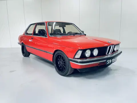 BMW BMW 320i-6