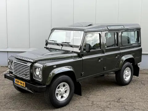 Land Rover Defender 2.4 TD 110 SW SE Airco Stoelverwarming Kanteldak LM Velgen LED Stof 96.000 km To