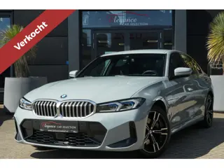 BMW 3-serie 330e M Sport High Executive 292pk Navigatie/HUD/360Camera