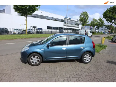 Dacia Sandero 1.4 Lauréate / LEES TEKST / READ TEXT ! ! !