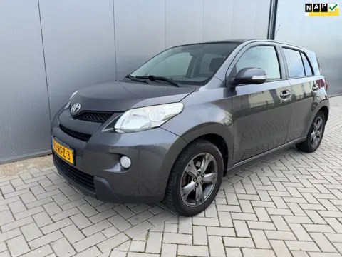 Toyota Urban Cruiser 1.3 VVT-i Dynamic