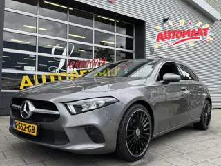Mercedes-Benz A-klasse 180 Business Solution - Navigatie / Apple CarPlay I Sport interieur I PDC I L