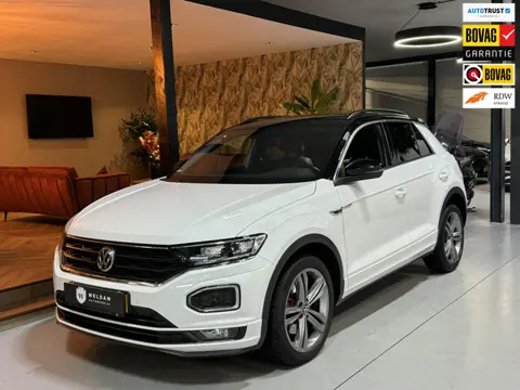 Volkswagen T-Roc 1.5 TSI R-Line Garantie Digi Dash Carplay StoelVW Blindspot Elek Achterklep ACC Cli