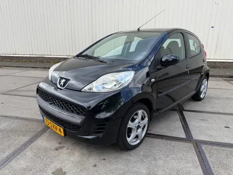 Peugeot 107 1.0-12V XS airco