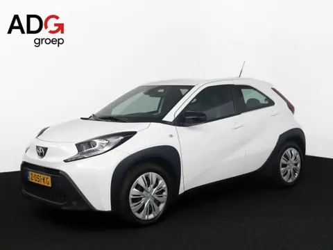 Toyota Aygo X 1.0 VVT-i MT Play | Apple carplay & Android Auto | Airconditioning | Achteruitrijcamer