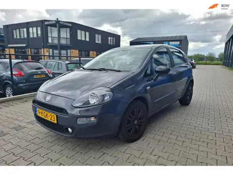 Fiat Punto Evo 0.9 TwinAir Easy nieuwe APK. 15-05-2027