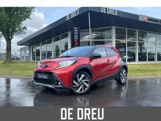 Toyota Aygo X 1.0 VVT-i MT Premium | CAMERA | STOELVERW | TWO-TONE |