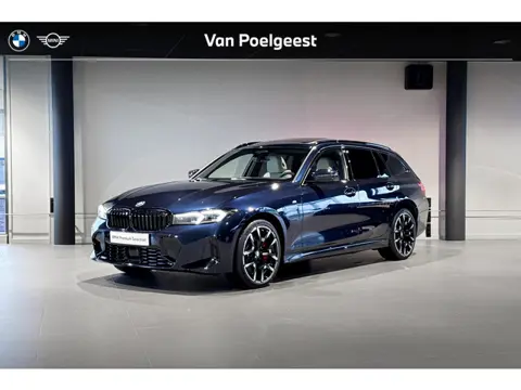 BMW 3 Serie Touring 330e | M Sport Pro | Glazen Panoramadak | Harman Kardon | Trekhaak |