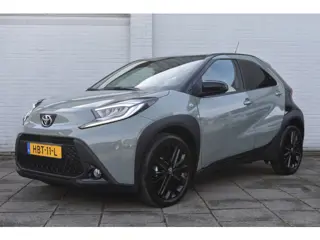 Toyota Aygo X 1.0 VVT-i S-CVT Premium Automaat 72pk | PDC | JBL | Keyless entry | Voorstoelen verwar
