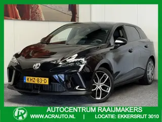 MG MG4 ELECTRIC LUXURY LONG RANGE 204 PK 64 KWH FABRIEKGARANTIE TOT 2031 !!! NAVIGATIE ADAPTIVE CRUI
