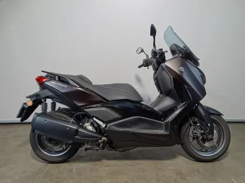 Yamaha X-MAX 300 TECH MAX (bj 2024)