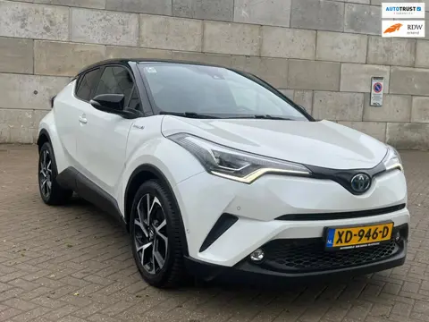 Toyota C-HR 1.8 Hybrid Bi-Tone Plus