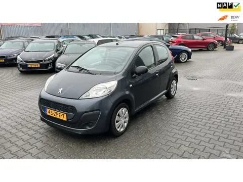 Peugeot 107 1.0 Access Accent 5-deurs *70.000km*