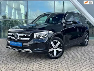 Mercedes-Benz GLB 200 Business Solution AMG 7p. Automaat / 163pk / Stoelverwarming / Camera