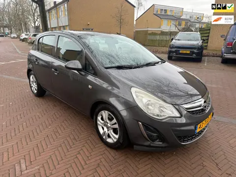Opel Corsa Nieuw APK / 5 deurs / 235.000 NAP / Leuke auto