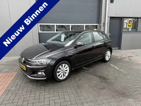 Volkswagen Polo 1.0 TSI 70kw 95pk Highline Adaptive Cruise, PDC ,Navigatie , Stuurwiel multifuntione