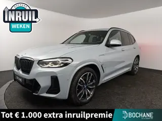 BMW X3 xDrive30e High Executive | M Sport | Panoramadak | Lichtmetalen velgen 20" | All season bande