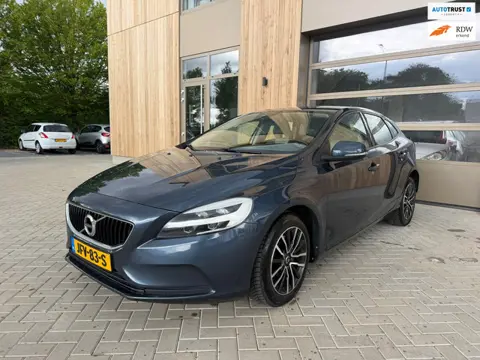 Volvo V40 2.0 T2 Summum 5drs|NAVI|Clima|Parkeersensoren|Nieuwe APK