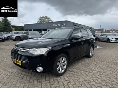 Mitsubishi Outlander 2.0 PHEV Intense + (bj 2013)