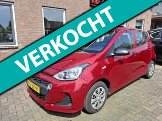 Hyundai I10 1.0i i-Motion. Zeer netjes en goed onderhouden. O.a. airco, elek.ramen, centr. deurverg 