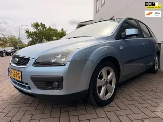 Ford Focus 1.6-16V Futura/Volledig onderhouden/1eigenaar/Airco/Cruise-c/Elek-pakket